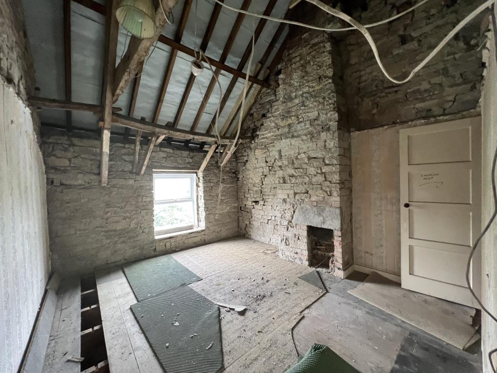 Lot: 50 - COTTAGE FOR COMPLETE REFURBISHMENT - General view of bedroom 1 of property